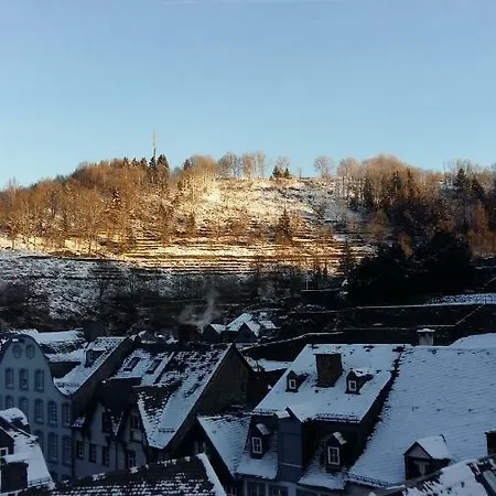 לינה וארוחת בוקר Der Kleine Globetrotter 3*